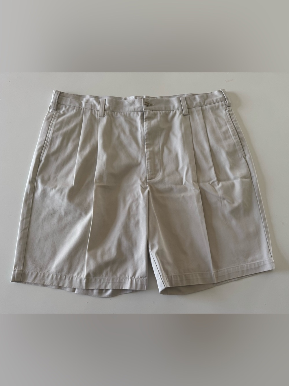 Dockers Light Khaki Flat Front Pleated Shorts